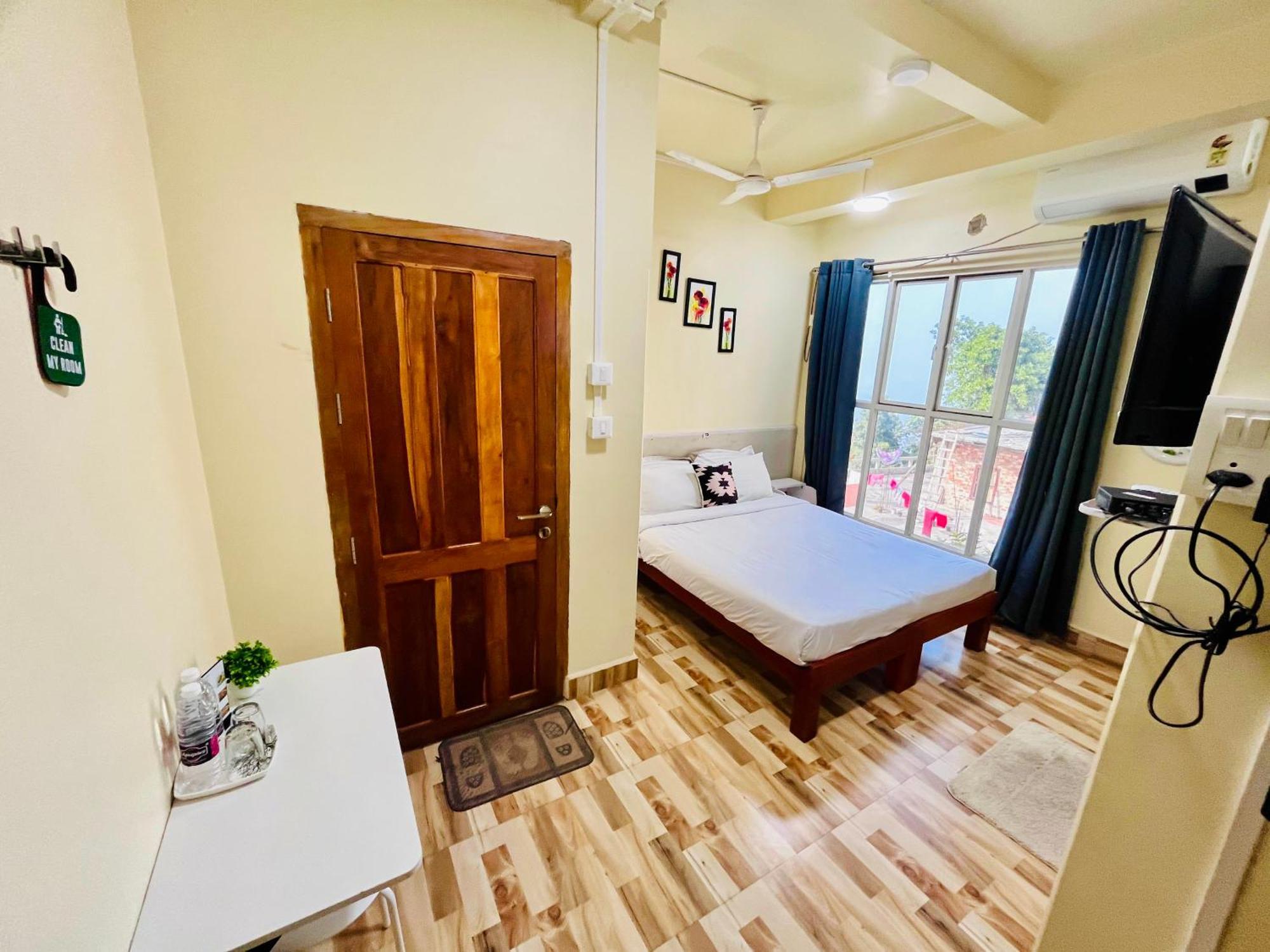 Aizawl Guest House Room photo